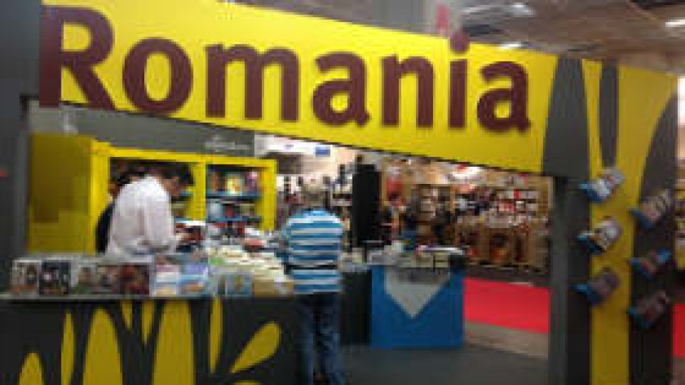 Mii de titluri de cărţi în limba română la Târgul de la Torino