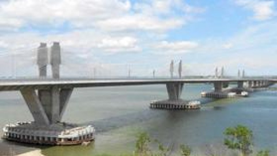 Podul Calafat - Vidin, deschis şi traficului feroviar