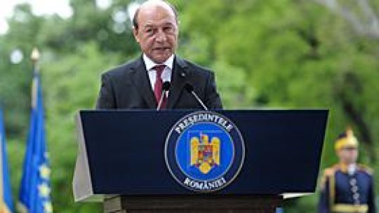 Traian Băsescu cere continuarea reformării statului