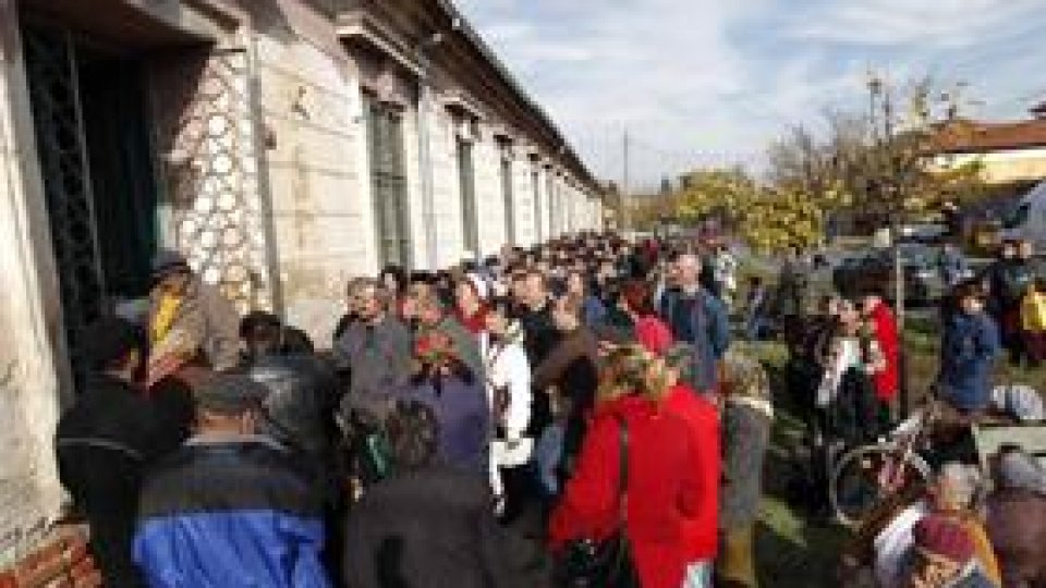 Asistaţi sociali din Botoşani, fără bani din cauza datoriilor