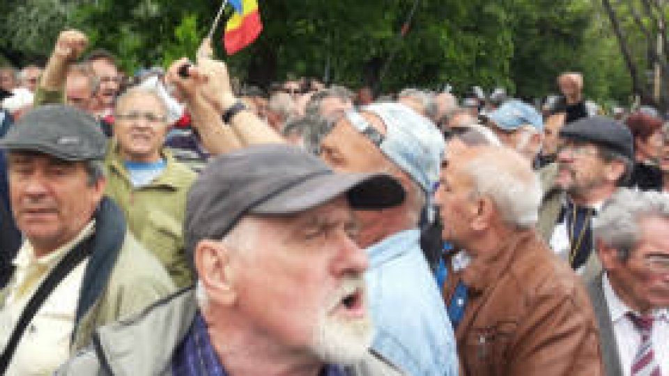 Protest al revoluţionarilor în Bucureşti