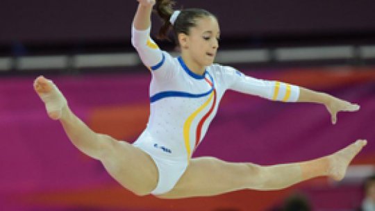 Larisa Iordache: aur la sol, argint la bârnă, bronz la sărituri