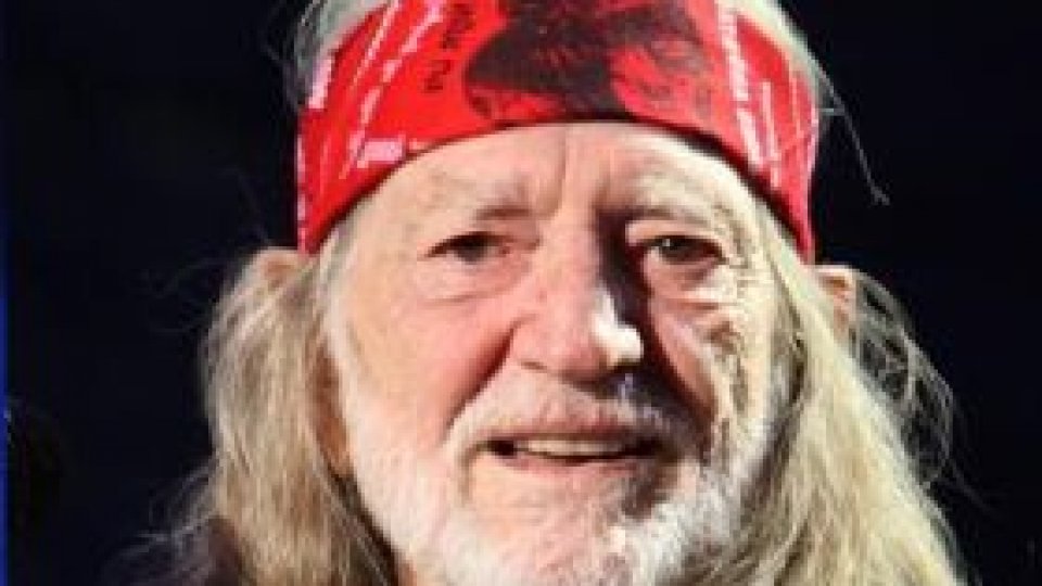 Cântăreţul Willie Nelson primeşte centura neagră la 81 de ani