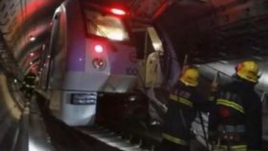 Peste o sută de răniţi în ciocnirea a două metrouri la Seul