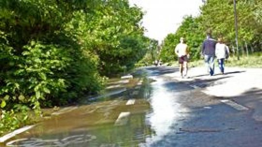 Dunărea a inundat faleza inferioară la Galați