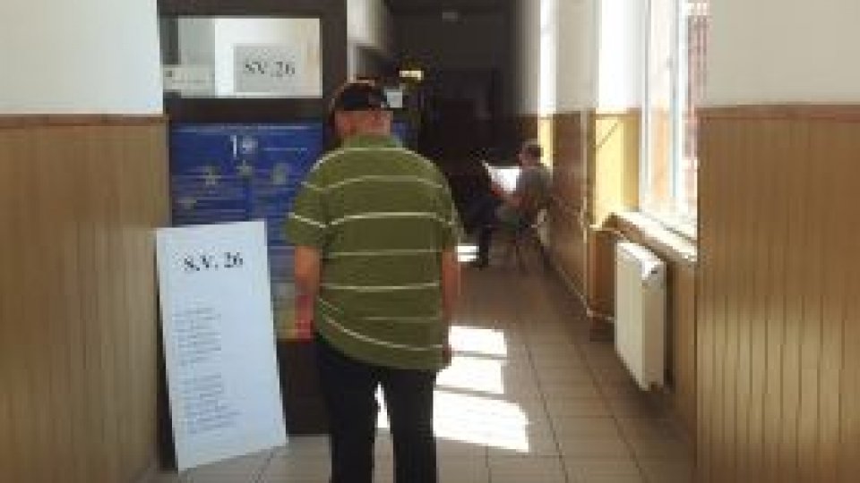 Ora 16.00: BEC transmite o prezenţă la urne de 18,41%