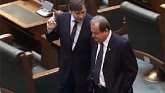 Unirea dreptei creează controverse