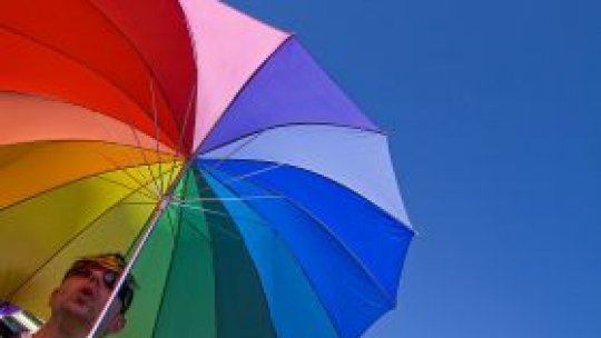 Paradă gay sub patronajul municipalităţii