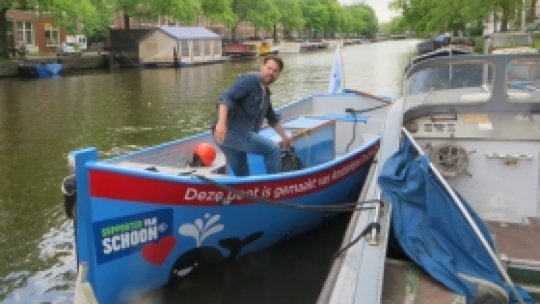 Plasticul este "pescuit" în Amsterdam