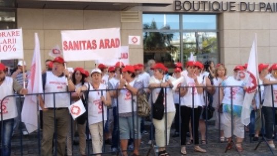 Protestul membrilor Sanitas continuă
