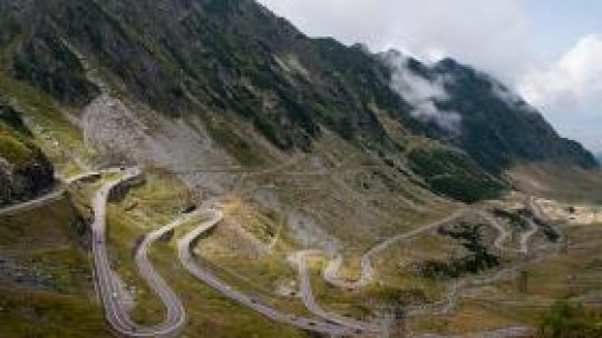 Liber pe Transfăgărăşan cu maşina