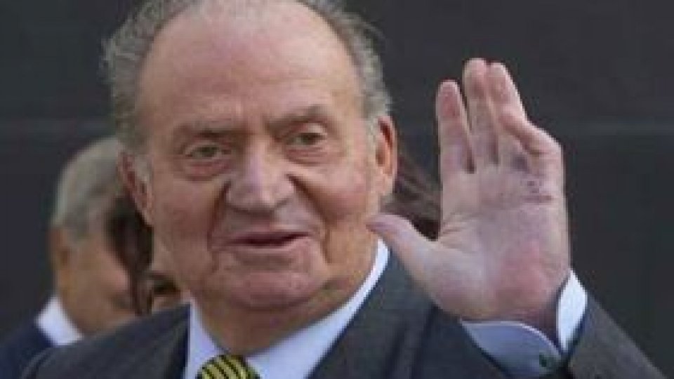 Regele Spaniei, Juan Carlos I, renunță la tron