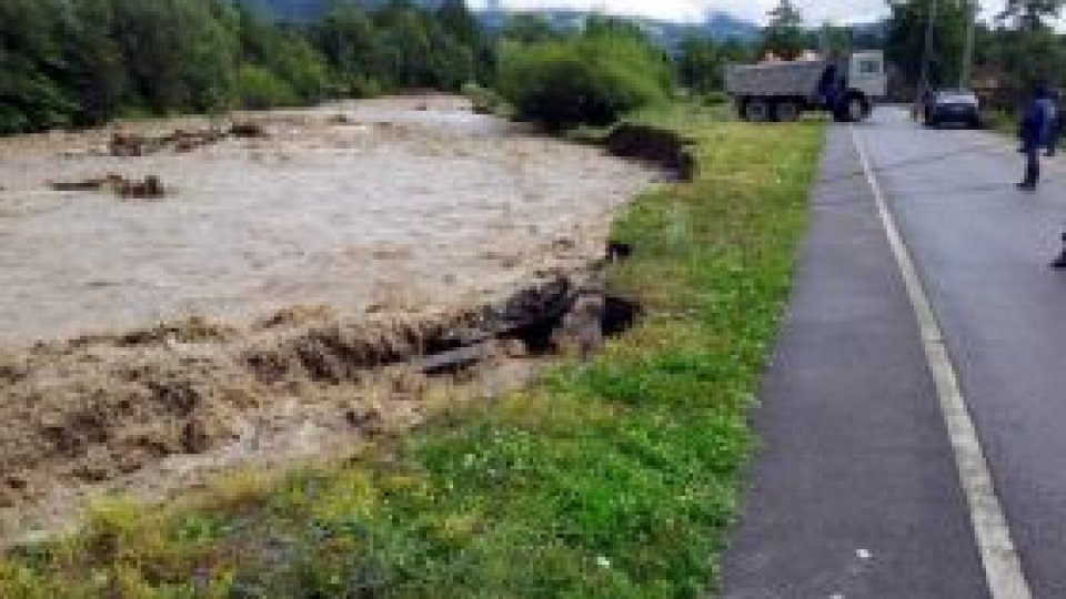 DN 7A, afectat grav de viitură