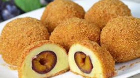 Festivalul găluştelor cu prune, în Covasna