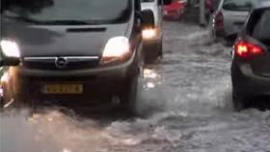 Vreme instabilă în sudul şi sud-vestul ţării