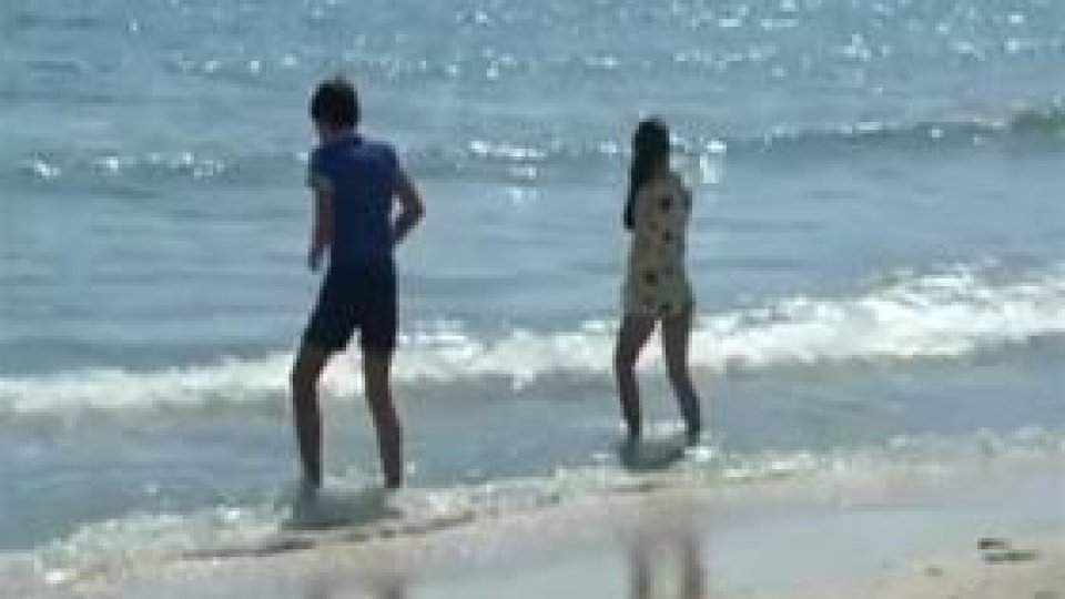 Turiştii de pe litoral primesc "zile gratuite de vacanţă"