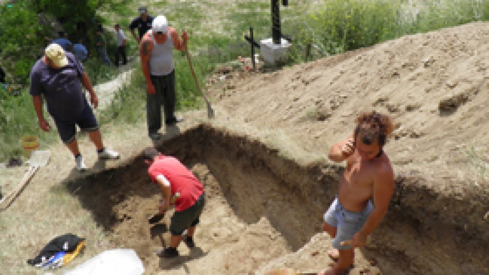 Arheologii caută în Cluj mormintele victimelor Securităţii 