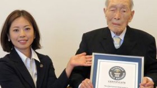 Un profesor japonez, cel mai în vârstă bărbat din lume
