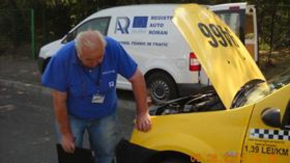 182 de vehicule taxi şi şcoală, găsite "neconforme" de către RAR