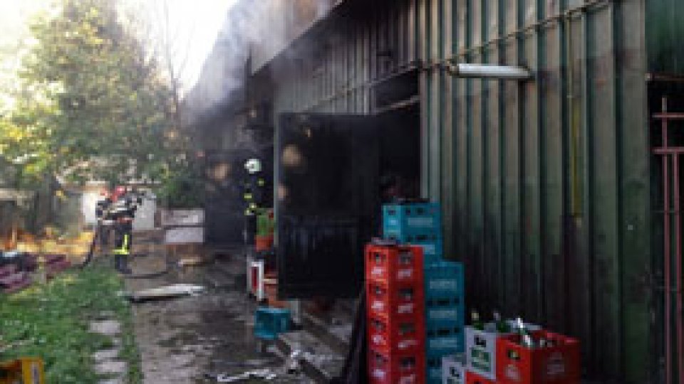 Incendiu la un restaurant din Drumul Taberei
