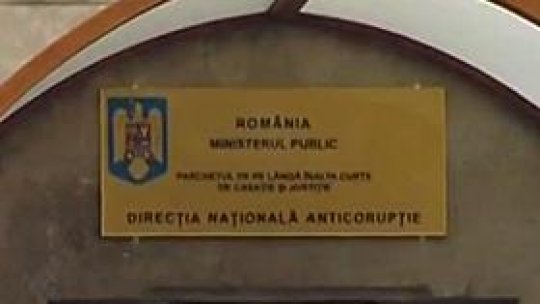 Nouă foşti miniştri, în vizorul DNA