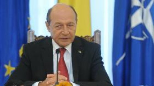 Preşedintele Traian Băsescu va vizita o platformă de foraj