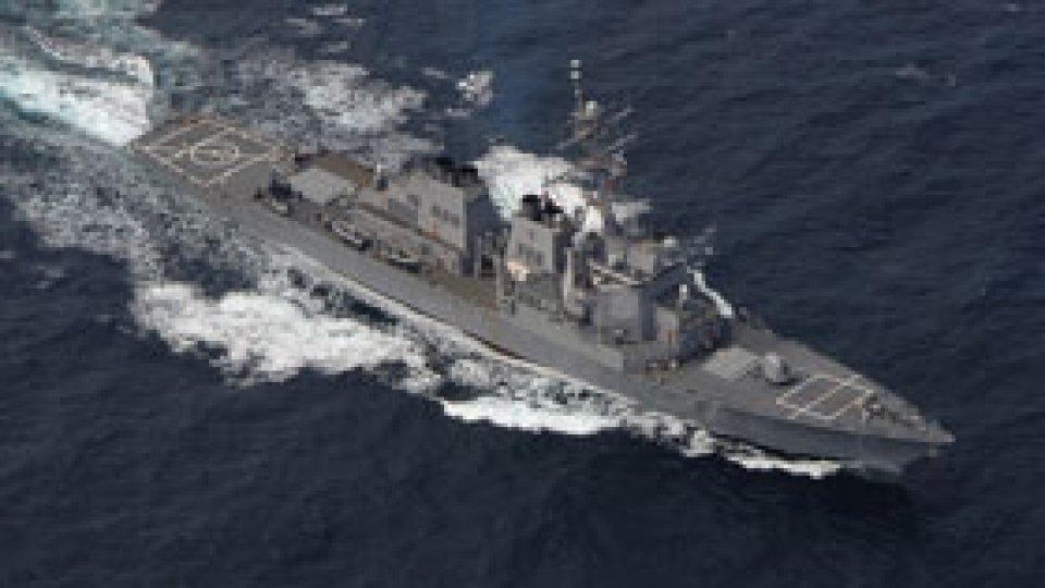 Distrugãtorul USS Ross, în portul Constanţa