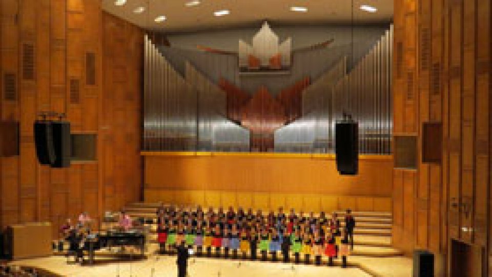 Regal coral la Sala Radio