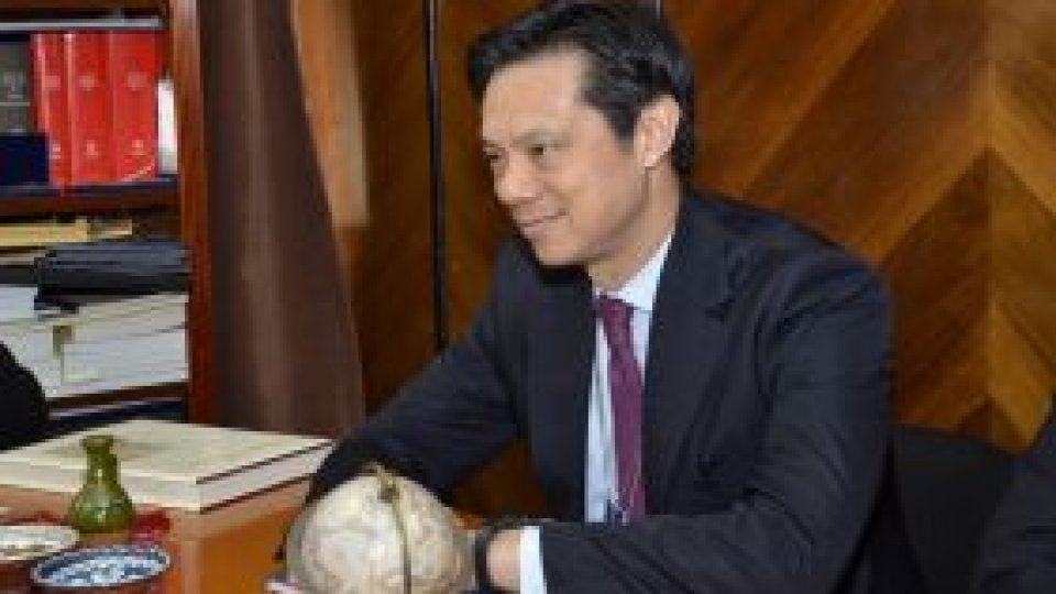 Corupţia, "o problemă serioasă în Europa de Est şi în Balcani"