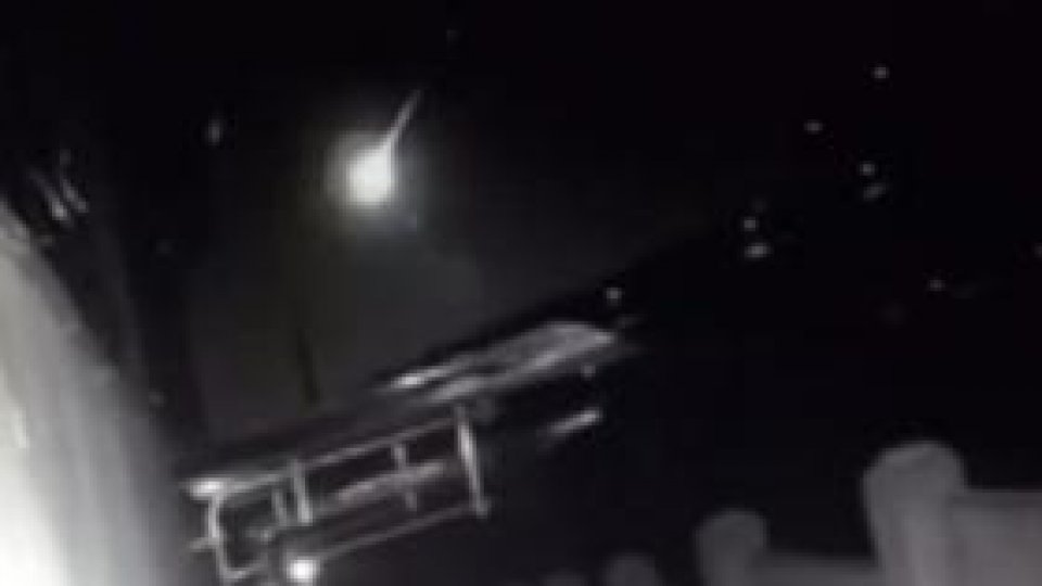 ROSA confirmă arderea unui meteorit desupra României