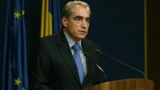 Petre Roman nu mai poate contesta raportul de incompatibilitate