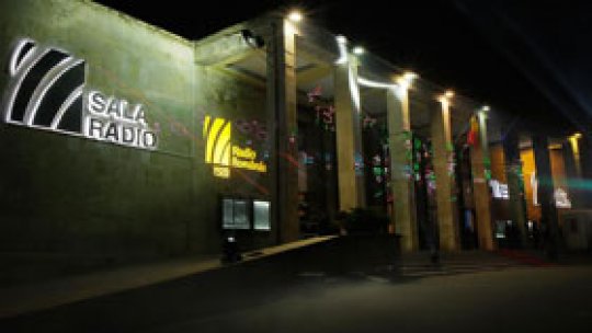 Vedetele 2015 la Sala Radio: de la Elena Moşuc la R. Galliano