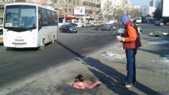 Oamenii străzii din Bucureşti nu vor în adăposturi