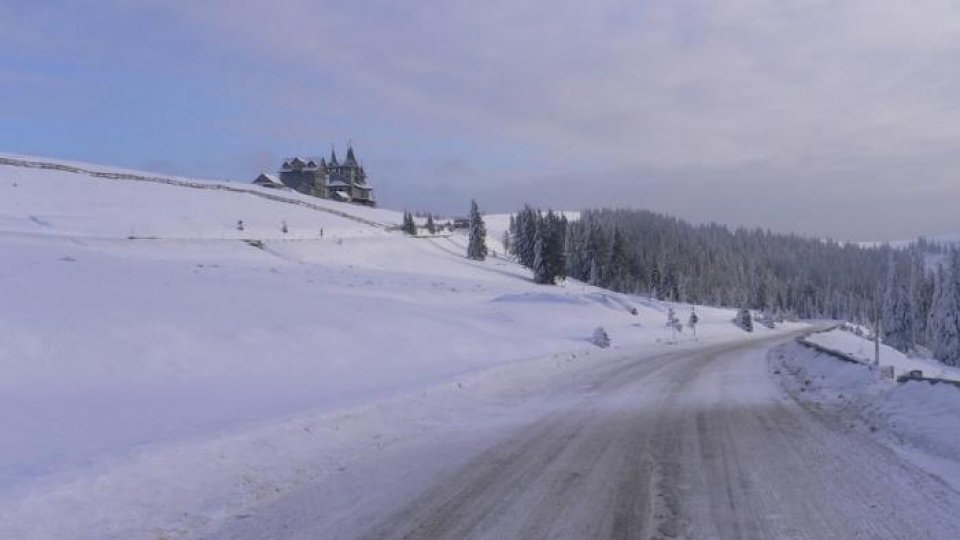 Pe DN18 - pasul Prislop se recomanda folosirea cauciucurilor de iarna