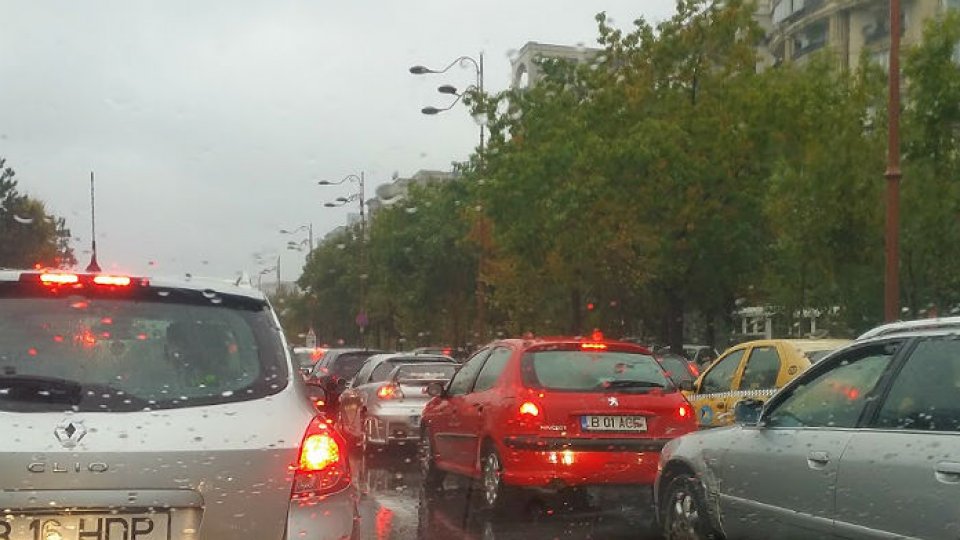 Codul galben de precipitaţii și vânt, menținut până la ora 18