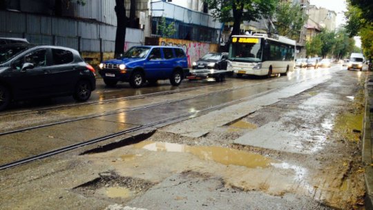 O nouă zi cu trafic rutier infernal în București