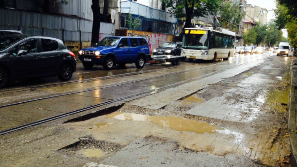 O nouă zi cu trafic rutier infernal în București