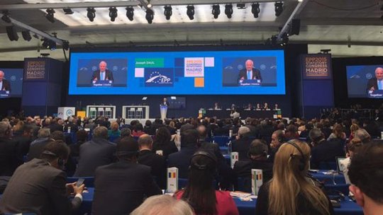 Criza refugiaților menține divergența de opinii în PPE