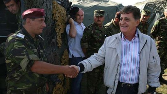 Ministrul Apărării participă la manifestările Zilei Armatei la Satu Mare