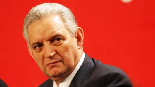 Foştii miniştri Ilie Sârbu şi Adrian Videanu la sediul DNA