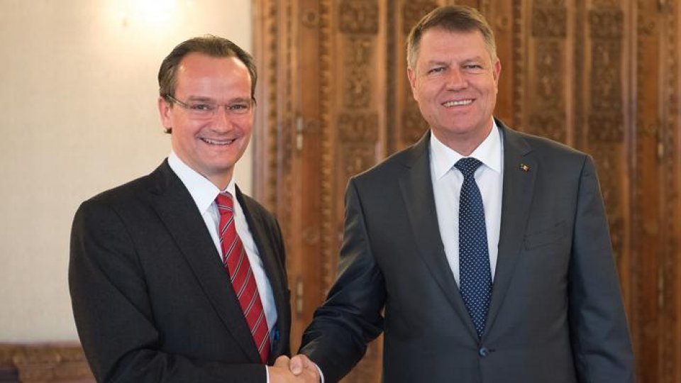 Parlamentul "frânează reforma legii privind confiscarea averilor ilicite"