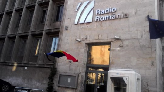 "Balurile bobocilor", suspendate pe perioada doliului național