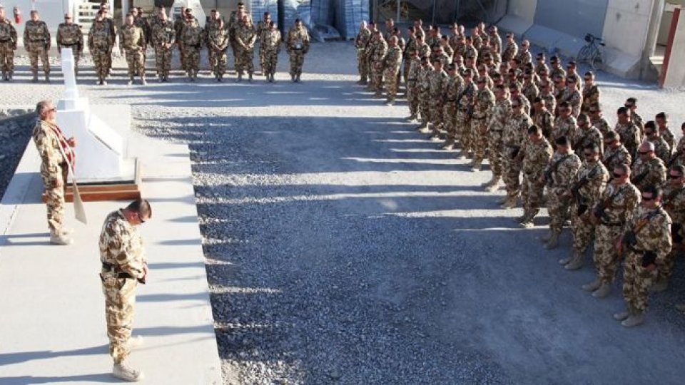 În Afganistan, la Kandahar,  drapelul tricolor a fost coborât în bernă