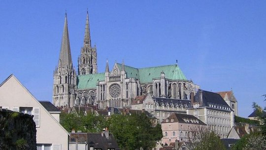 Atracţii europene: Catedrala din Chartres