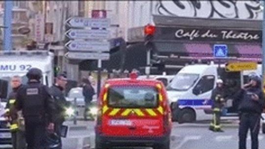 Schimb intens de focuri în nordul Parisului