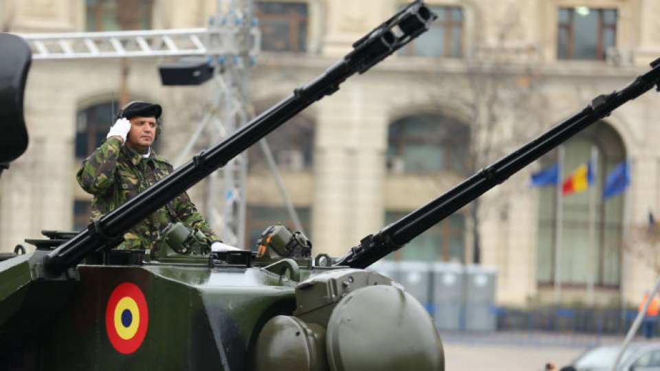 FOTO - Repetiţia pentru parada militară de Ziua Naţională