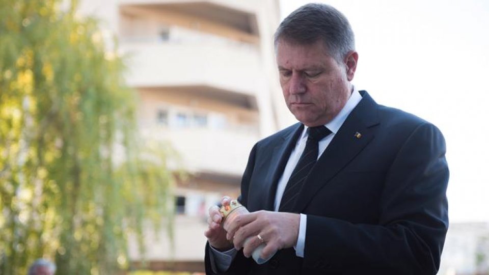 Klaus Iohannis le mulţumeşte liderilor străini pentru solidaritate