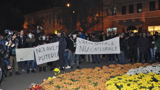 Aproape 400 de oameni au ieşit în stradă la Târgu Mureş