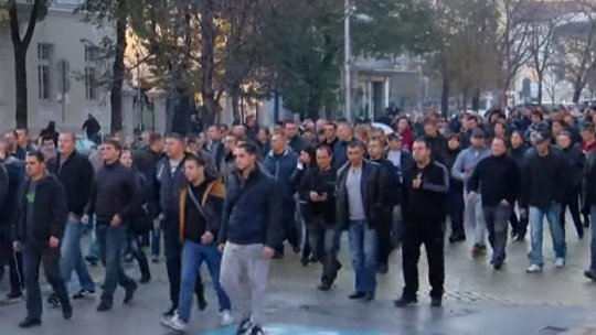 Poliţiştii, pompierii, militarii şi gardienii protestează în Bulgaria