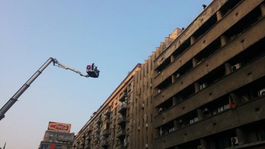 Incendiu într-un bloc de pe bulevardul Magheru din București